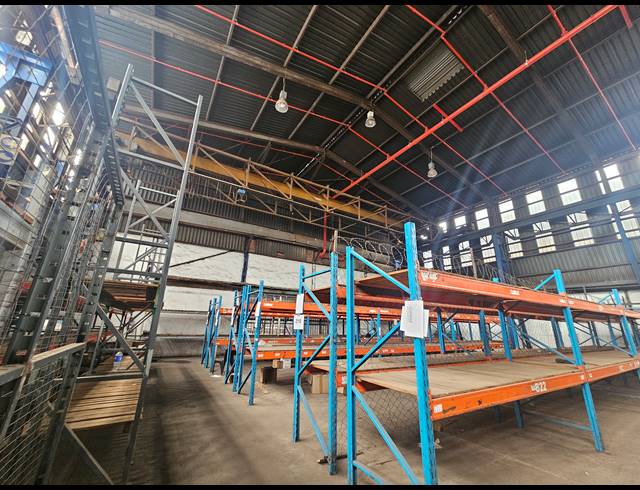 4,113M² WAREHOUSE TO LET IN TUNNEY